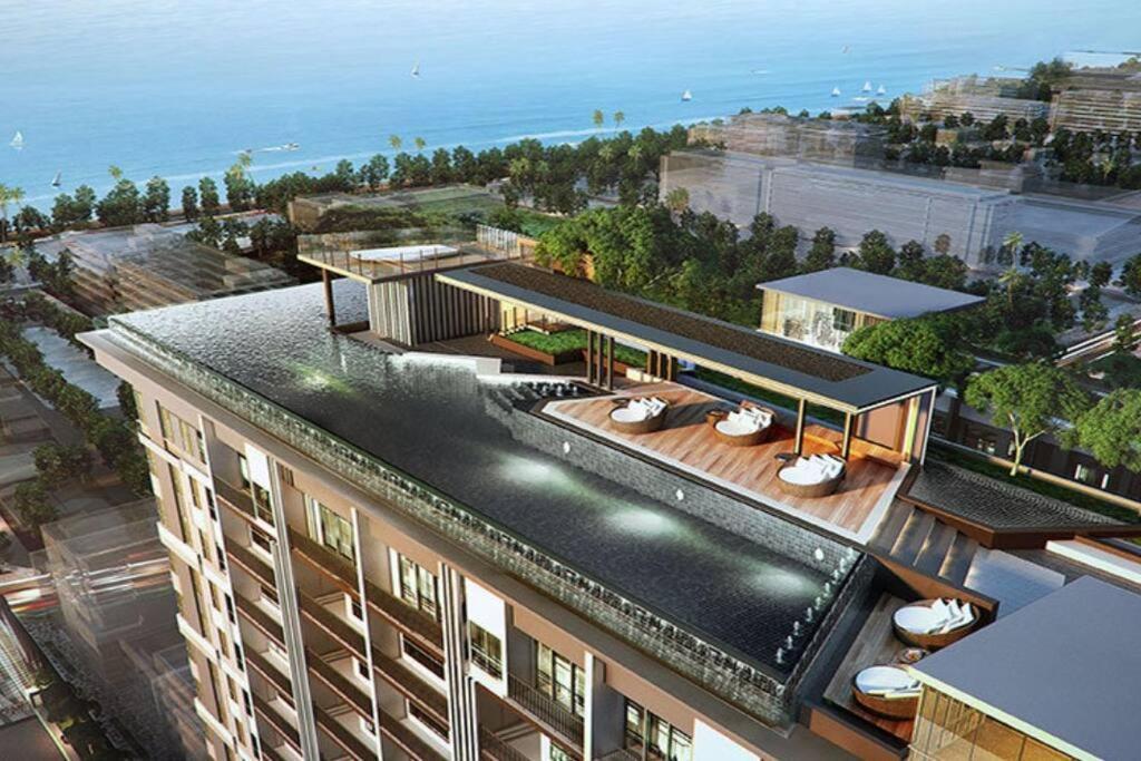 The Base Condo Center Of Pattaya Rooftop Swimming Pool Ngoại thất bức ảnh